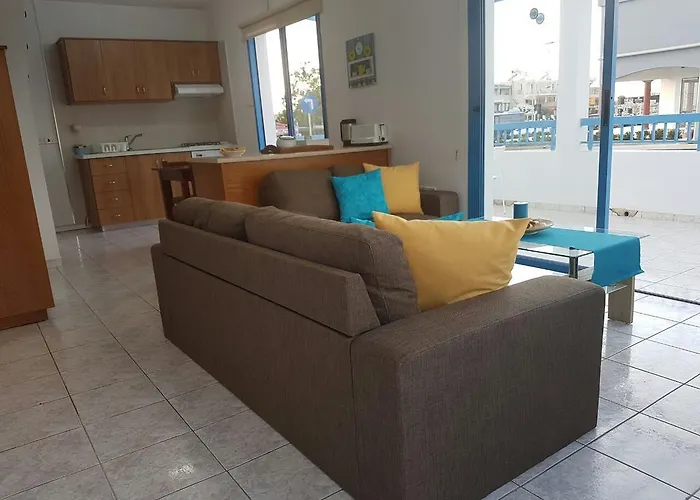 Ocean Blue * Пафос